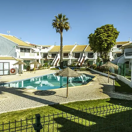 B20 - Sun And Pool Lejlighed *